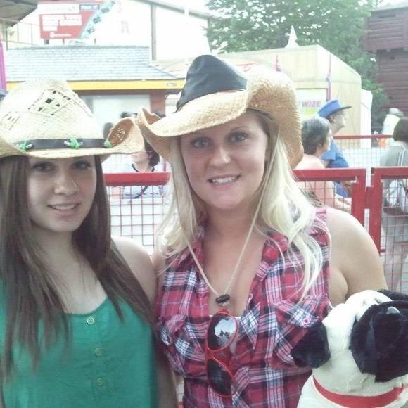 Meet your Posher, Samantha - Picture 1 of 1